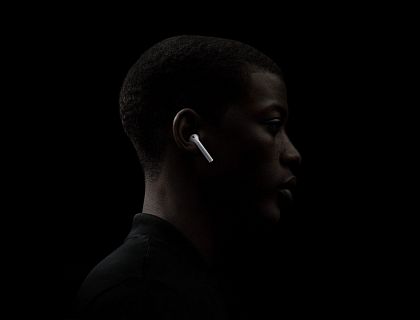 картинка Наушники Apple AirPods 2019 в зарядном футляре, белый от маркетплейса TEMA.shop 7